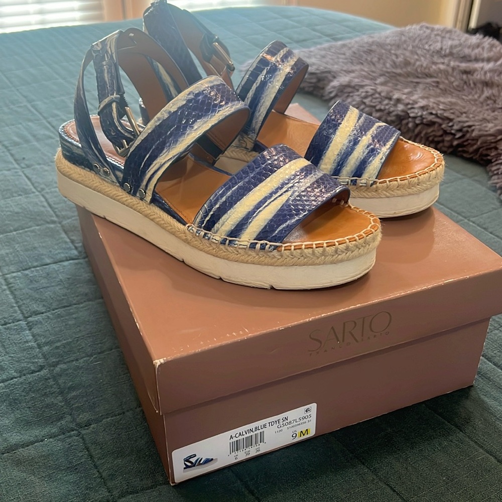 Franco Sarto A-Calvin Blue Tie-Die strappy espadrille sandals blue white size 9